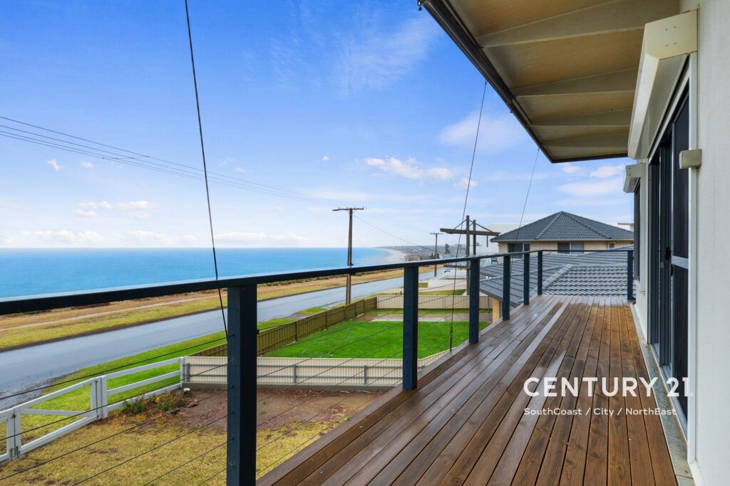 010_Open2view_ID854780-44_Esplanade__Sellicks_Beach